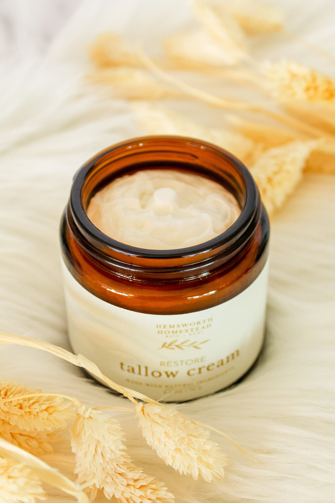 Tallow Balm vs Tallow Cream: Which One Do You Need?