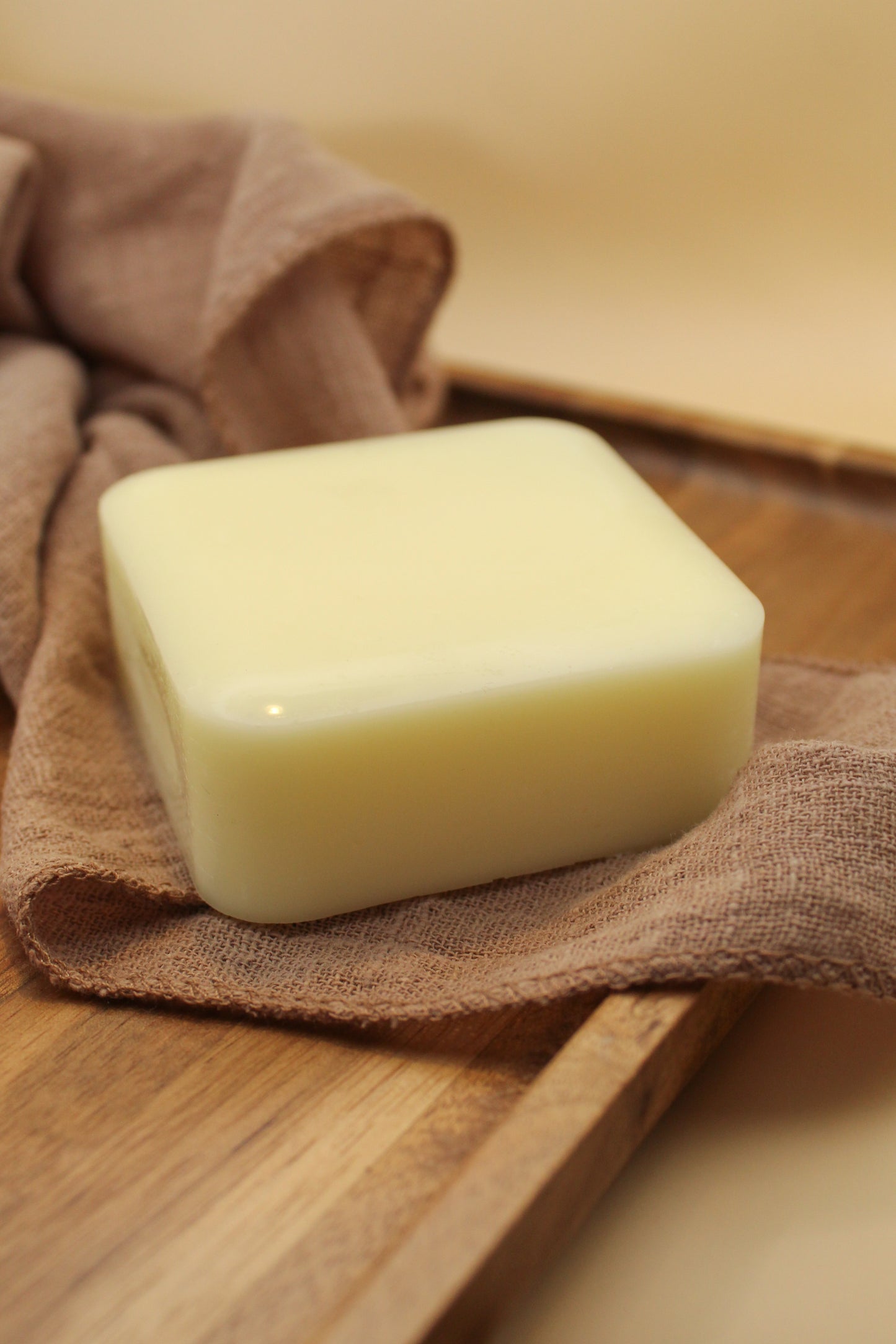 Lavender + Orange Deeply Nourishing Conditioner Bar