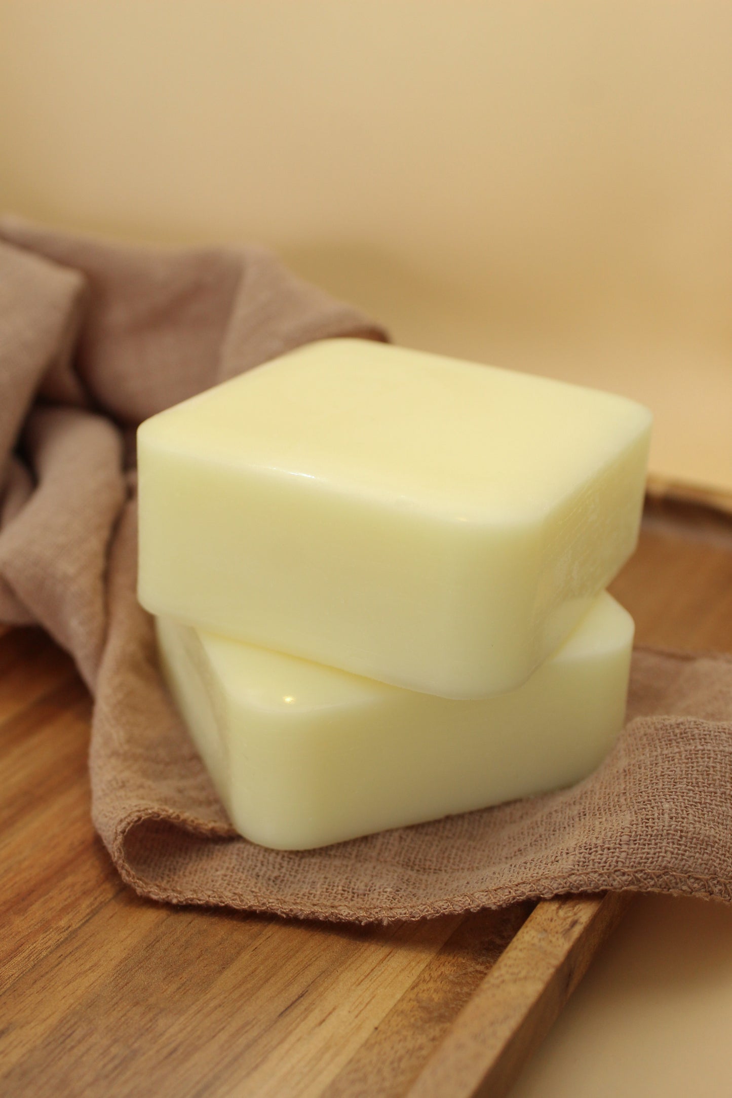 Lavender + Orange Deeply Nourishing Conditioner Bar